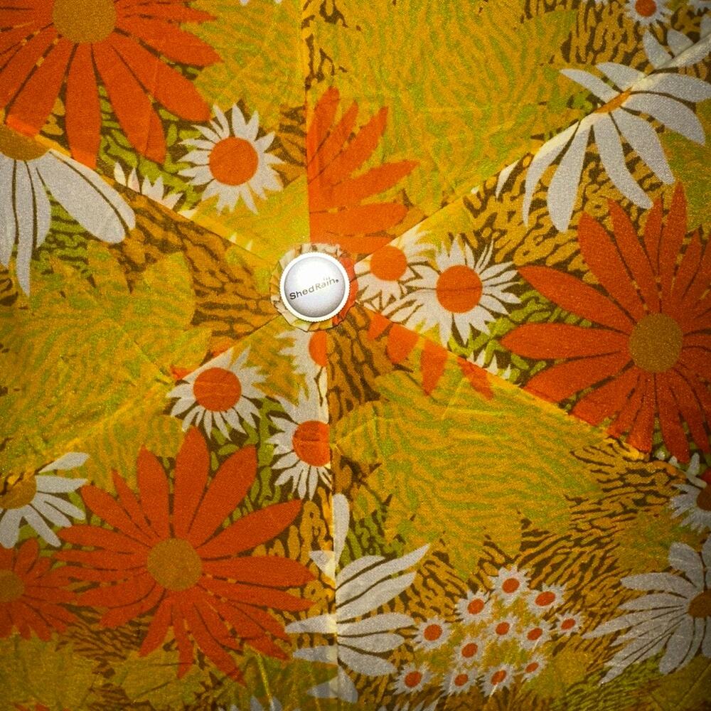 Vtg SHEDRAIN Green Orange Yellow Floral Umbrella w/case USA - Picture 3 of 10